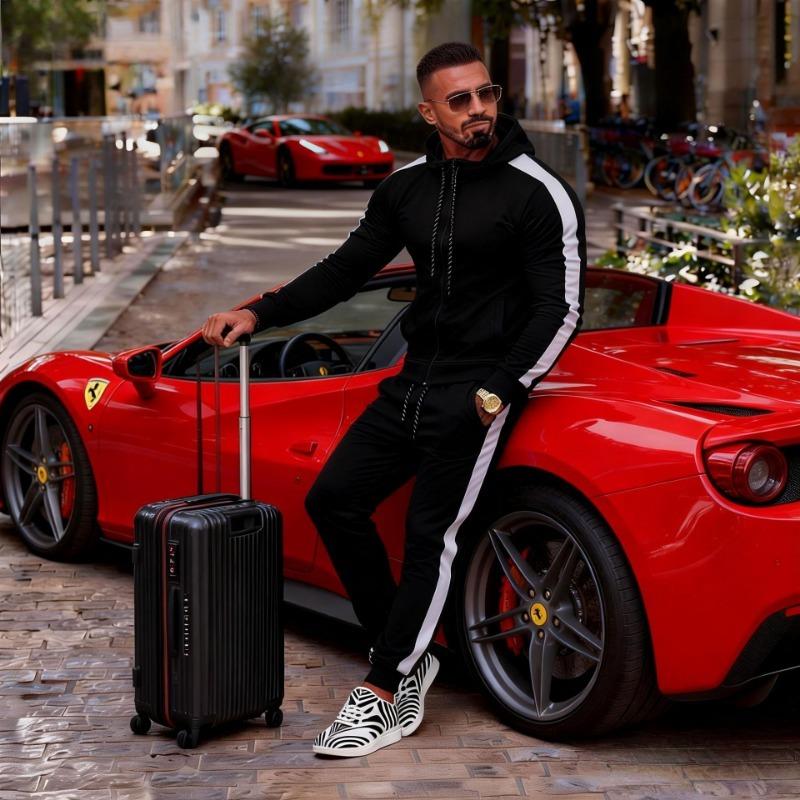 Men s Striped Sleeve Tracksuit 2 Piece Set Zip Up Hoodie And Joggers M белый