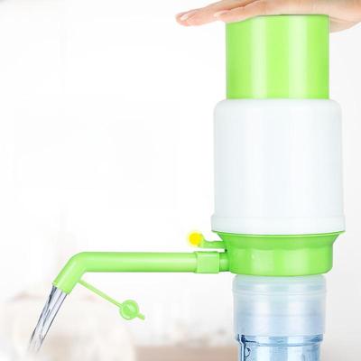 Dispensador de agua a presión manual compacto para agua embotellada