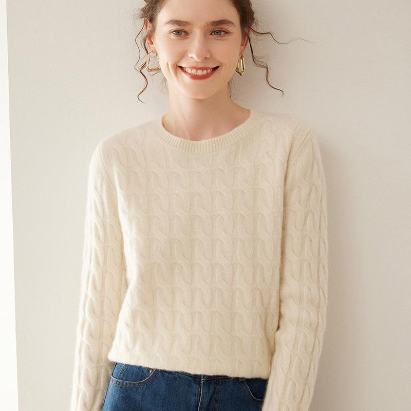 Women's Retro Cable Knit Cashmere Pullover - Soft, Skin-Friendly, Long-Sleeved, Round Neck Base Layer.