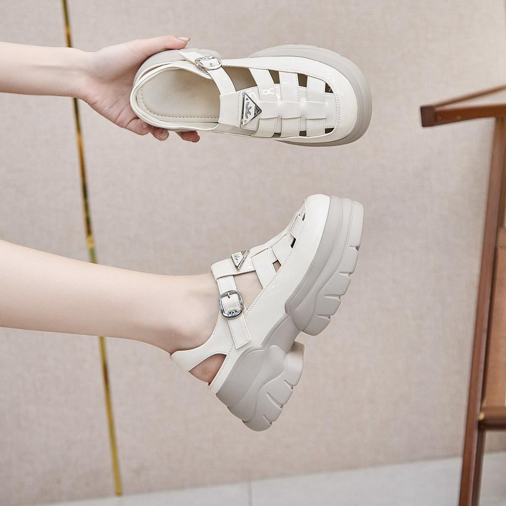 Summer Hollow Breathable Thick Sole Height Increase Small Muffin Bottom Loafers Women's 2025 New Shoes Bag Head Sandals