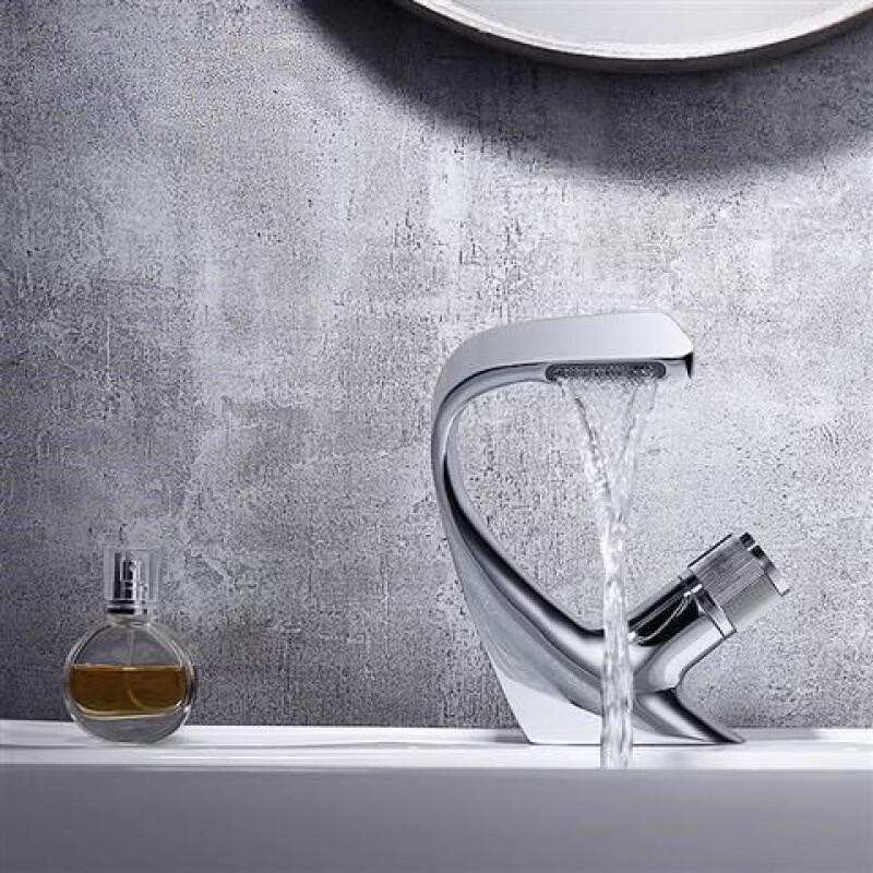 TLXT Brass Waterfall Basin Faucet