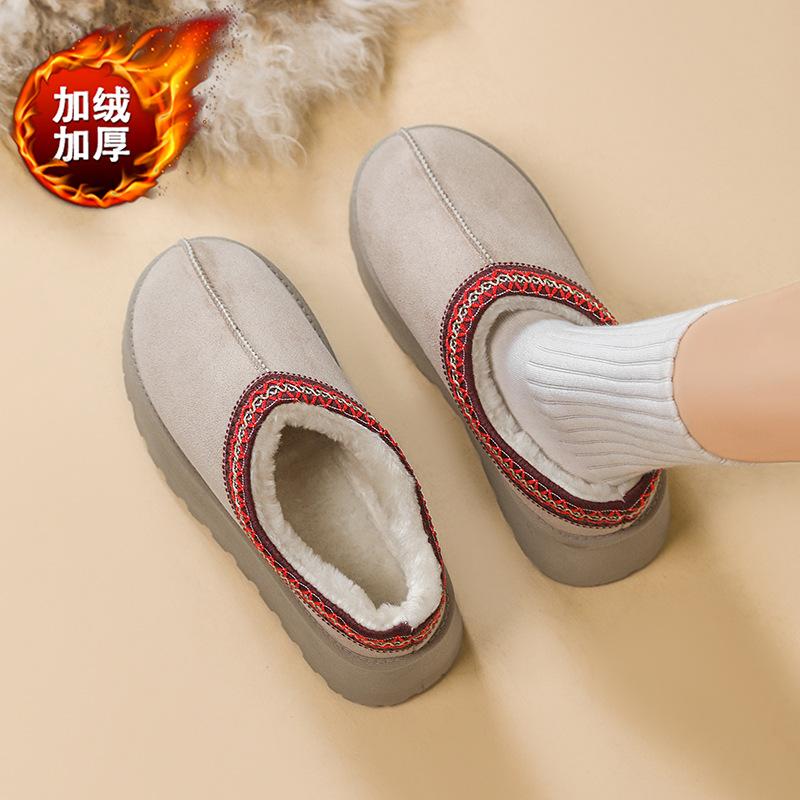 Cotton shoes, new large-size European and American thick-soled snow boots in autumn and winter, heightening and velvet to keep warm, wearing women'