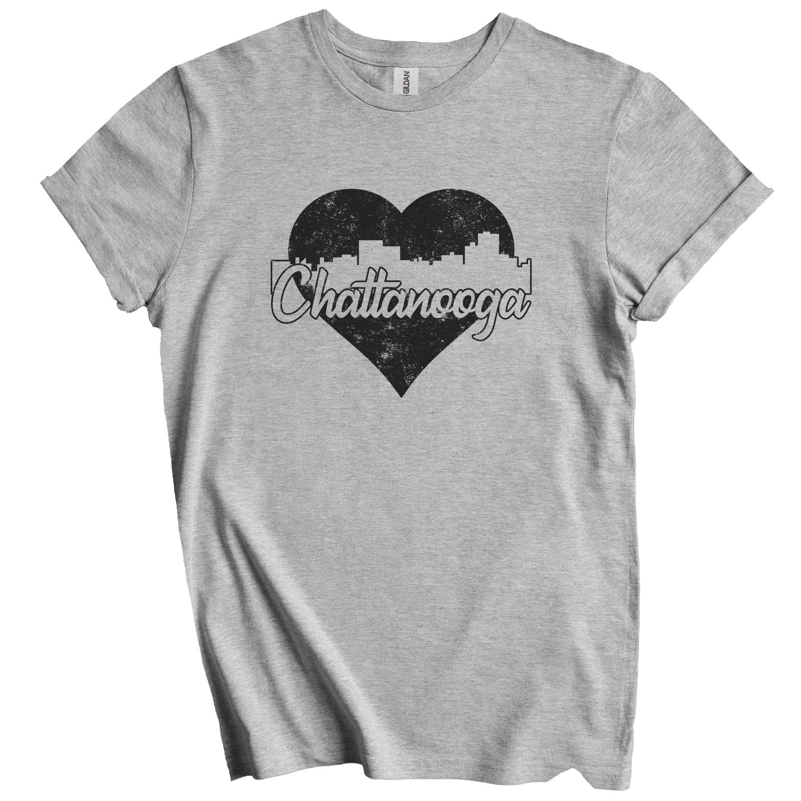 Retro Chattanooga Tennessee Skyline Heart Distressed T-Shirt S