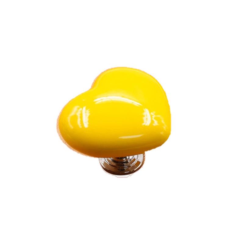 

Heart-Shaped Toilet Flush Button Assistor for Nail Art жовтий