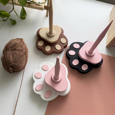 Paw Yarn Spinner Tangle-Free Spinning Yarn Holder Smooth Rotation Winding Tool Yarn Dispenser Gift for Crocheting Knitting Lovers