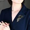 Brooch Ladies High-End Crystal Accessories Retro Atmosphere Suit Corsage Coat Brooch Birthday Gift