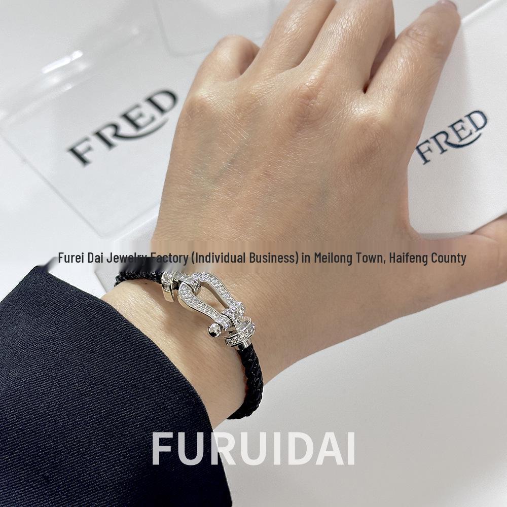 Fei Family 18k Diamond-Inlaid Horseshoe Buckle Bracelet for Couples Length 18CM