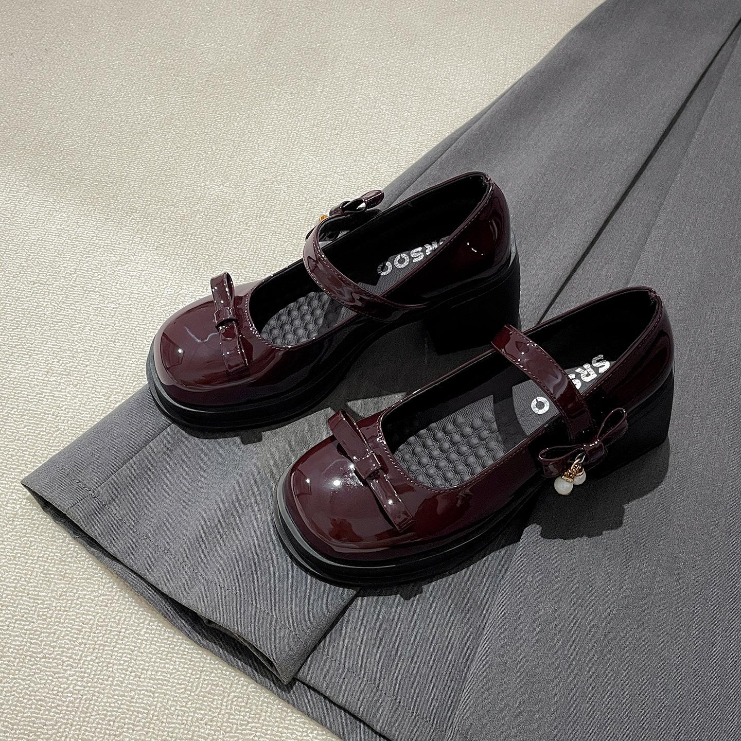 

Черные французские туфли-лодочки на небольшом толстом каблуке, женские, лето 2025, новые, с юбкой, ретро, с открытым вырезом, Мэри Джейн 40 коричневый