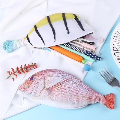 Koreanisches kreatives Fisch-Federmäppchen – Persönlichkeits-Karauschen-Design für Schüler, Männer & Frauen – Salziges Fisch-Stiftbox-Aufbewahrungsetui