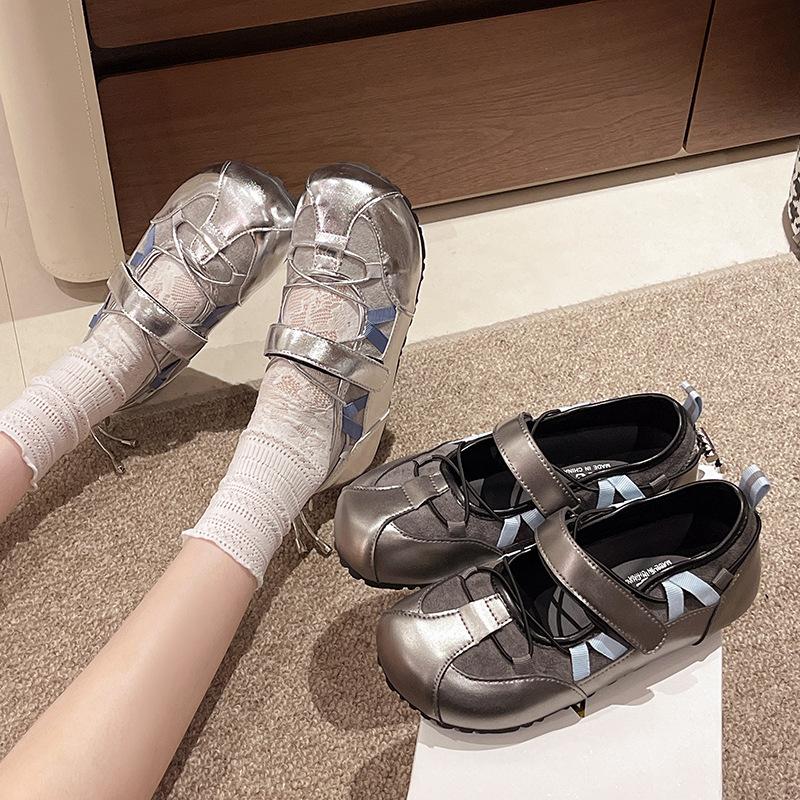 French ballet Mary Jane women's shoes summer 2025 new with skirt casual flat single shoes inner height increase small leather shoes