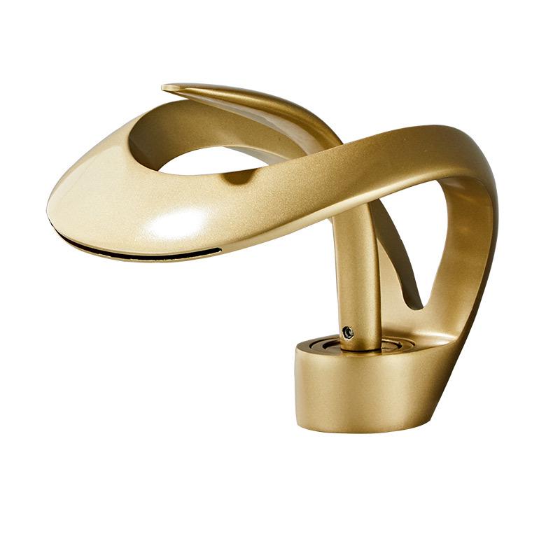 High-End European Style Brass Waterfall Basin Faucet in Golden Finish for Luxury Hotels and Villas