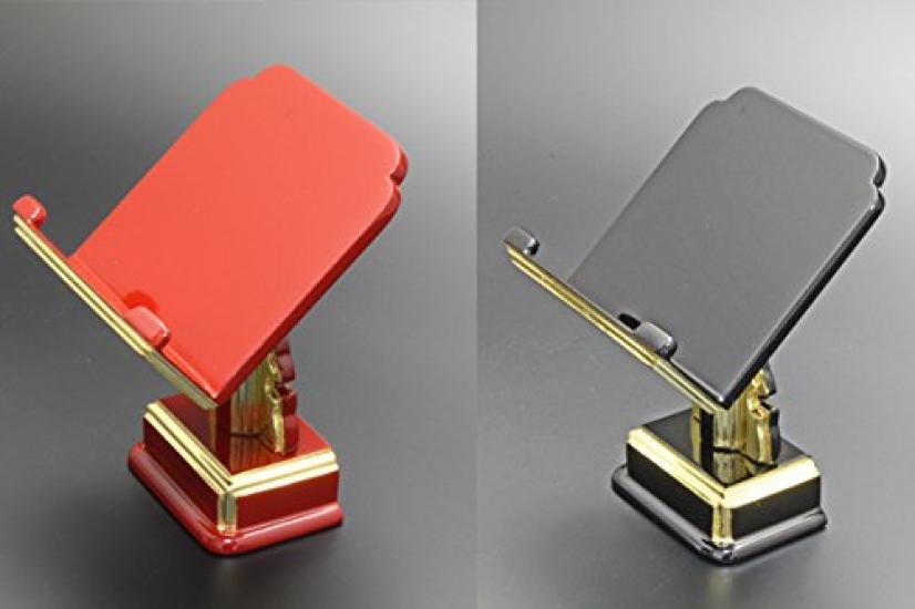 Kyoto Butsudan Hayashi, 5-inch (approx. 20cm high, 15cm wide, 15cm deep) Buddhist Altar, One-legged Display Stand (Black and Gold) - Includes a