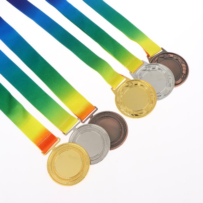Metall-Auszeichnungsmedaillen mit Halsband Gold Silber Bronze Stil für Sport Akademiker oder jeden Wettbewerb Durchmesser