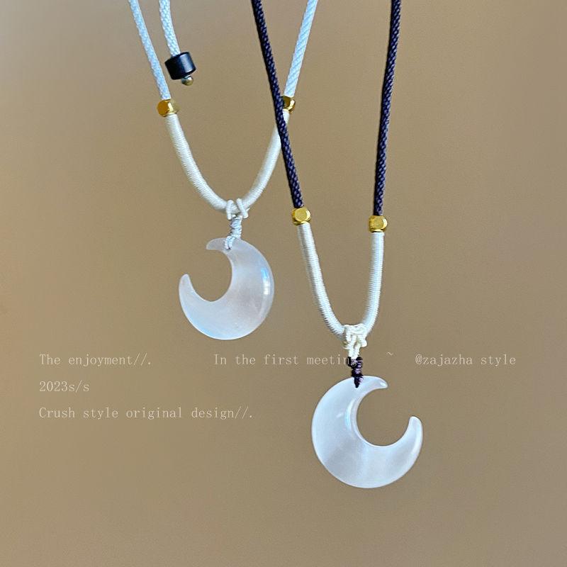 Resin moon woven rope necklace female design sense niche retro personality simple versatile temperament neck chain collarbone chain