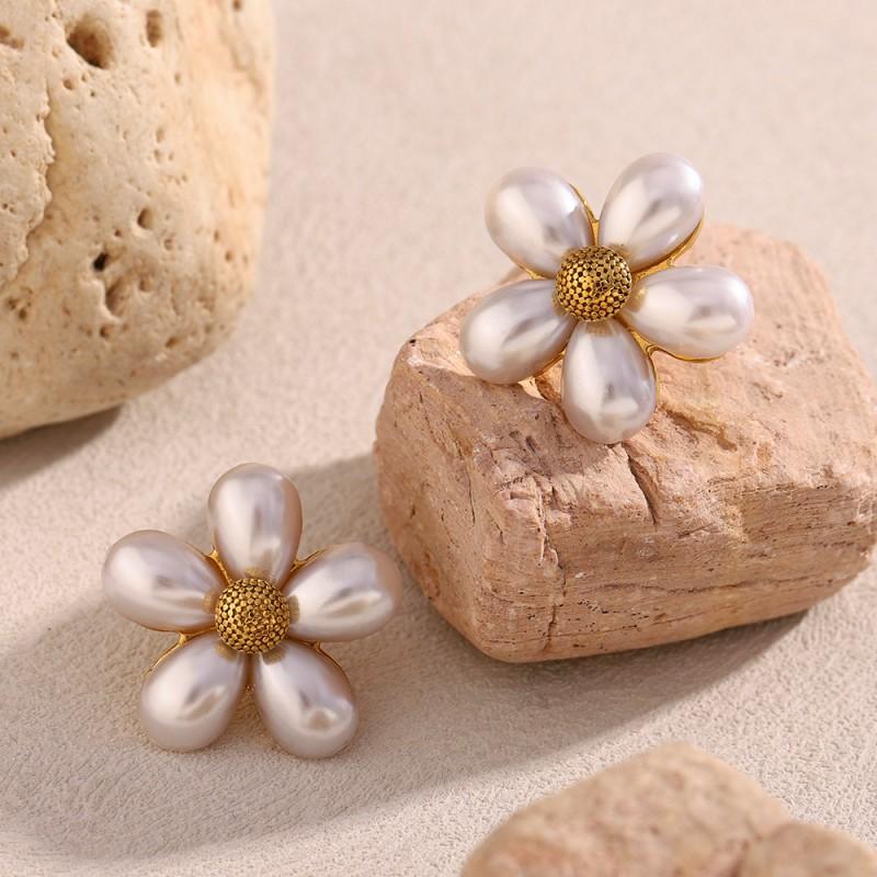 Elegant Stainless Steel 18K Gold Plated French-Style Faux Pearl Flower Stud Earrings Women