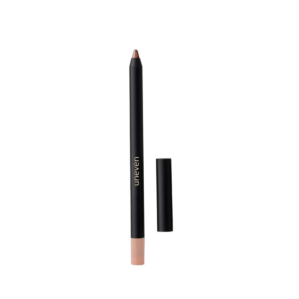 Eyeliner doux à la couleur irrégulière