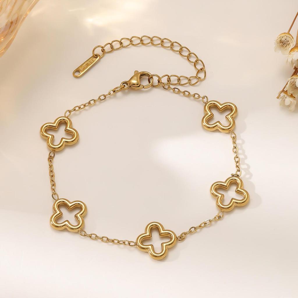 Kadınlar için Minimalist 18K Altın Kaplama Paslanmaz Çelik Dört Yapraklı Yonca Bileklik Kolye