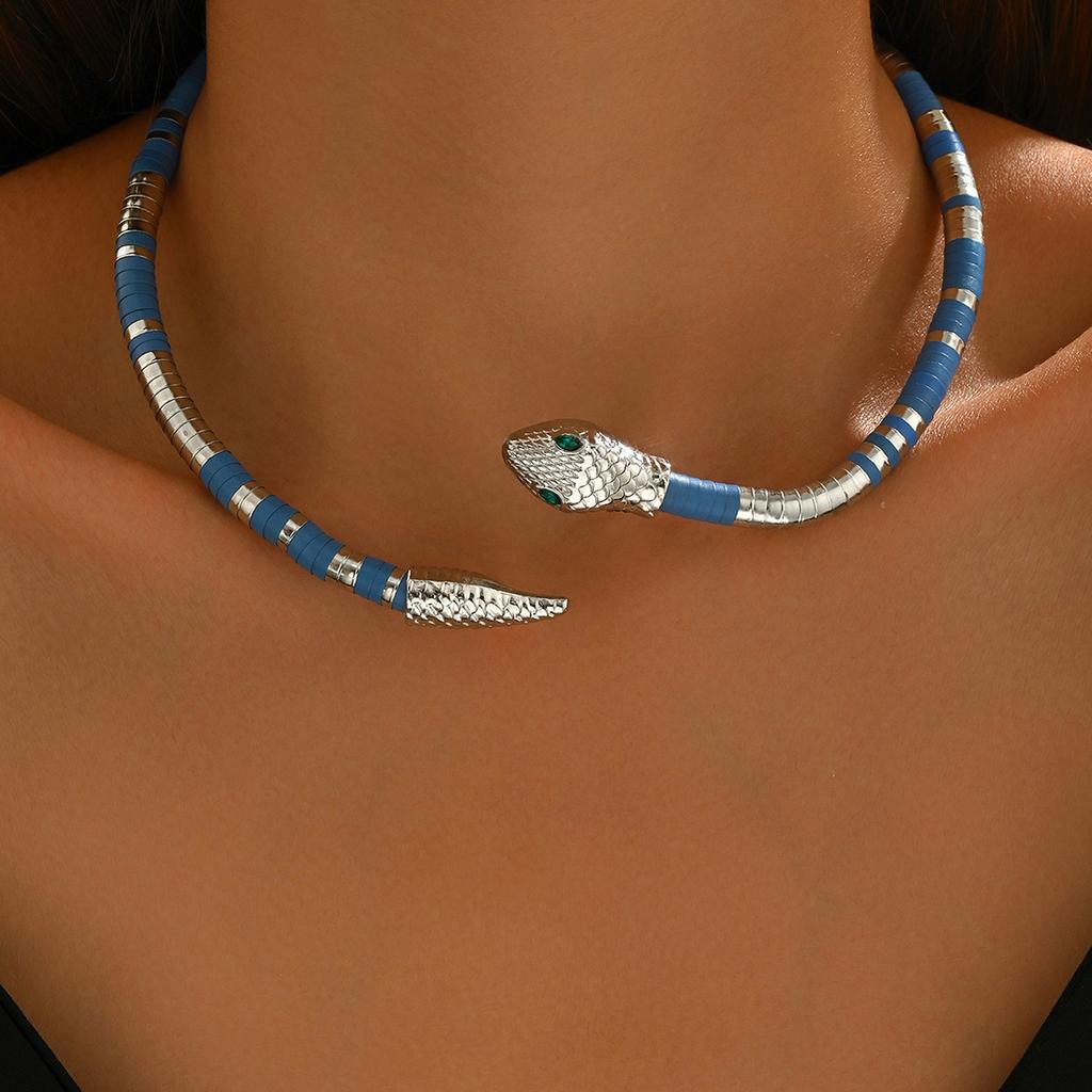 Cold Wind Wrapped Snake Bone Metal Necklace Personality Exaggerated Collarbone Chain