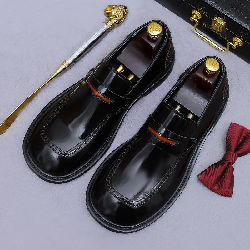 

Туфли из кожи с большой головой кожаная накладка на ногу лакированная поверхность первый слой коровьей кожи круглый носок повседневные кожаные туфли мужские повседневные 46 чёрный