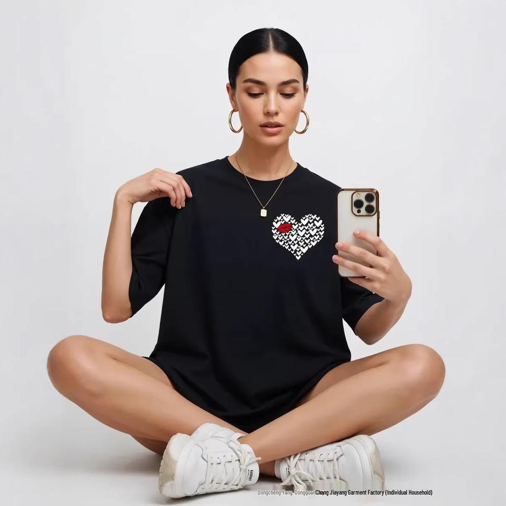 Women's Stylish Heart Print Cotton Short Sleeve Top - Trendy & Versatile Summer Arrival