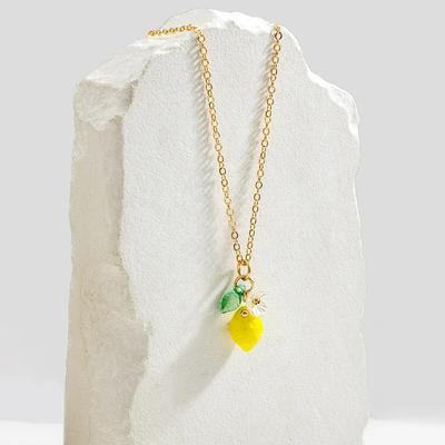 1 Stück niedlicher und exquisites Harz Zitronenblüten Anhänger Halskette Ohrringe, einfach und vielseitig, Frucht Schlüsselbein Kette, Halskette