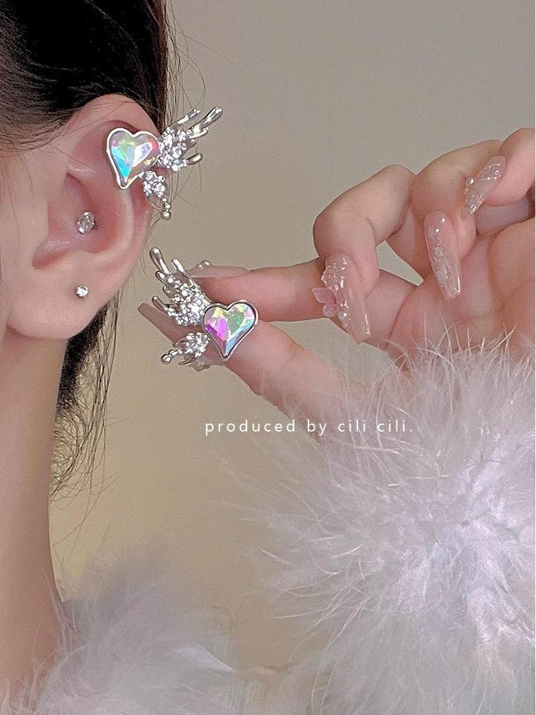 Koreańskie Klipsy na Uszy dla Nieprzekłutych Uszu – Modny Chwost i Perłowy Motylkowy Design dla Kobiet