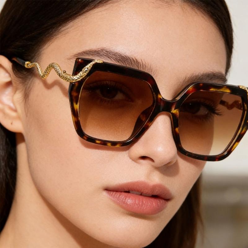 Fashion Square Frame Sunglasses With Metal Snake Temples For Men And Women UV400 Protections Large Lens Sun Glasses