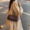 Women Crossbody Bags Fashi Vintage Chain Relaxed and Fashiable Simple Shoulder Bag Large Capacity Commuting Bags for Ladies