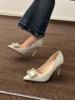 Spitze High Heels Damen 2025 Frühling neu vielseitig quadratische Schnalle Strass Perle Hochzeitsschuhe flache Stiletto Schuhe