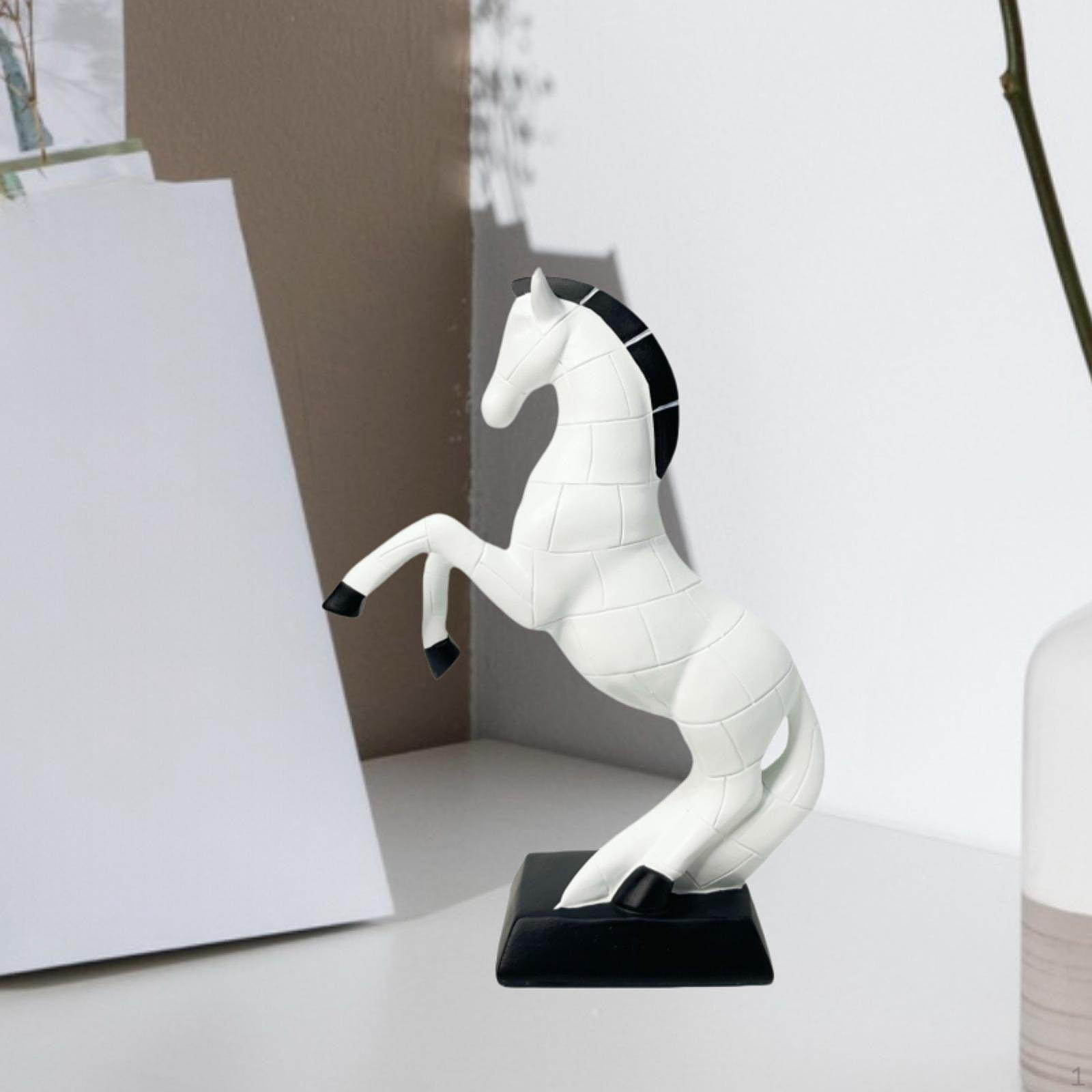 

Статуя лошади, скульптура животного, украшение для фермерского дома, статуэтка из смолы, украшение фэншуй для книжной полки белый