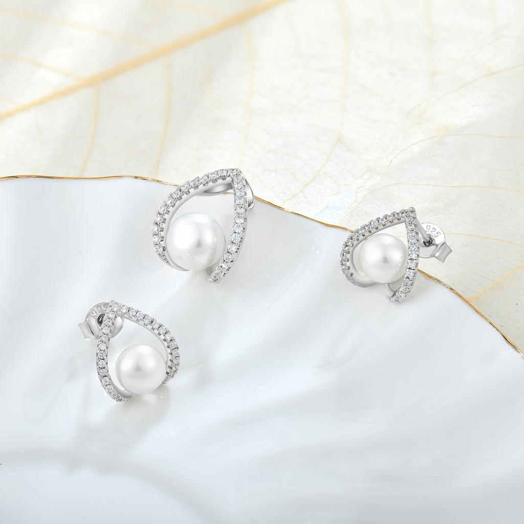 QX Luxury Fashion   Rhodium Plated Clear CZ New Pearl  Pendant Elegant Diamond Necklace for Women