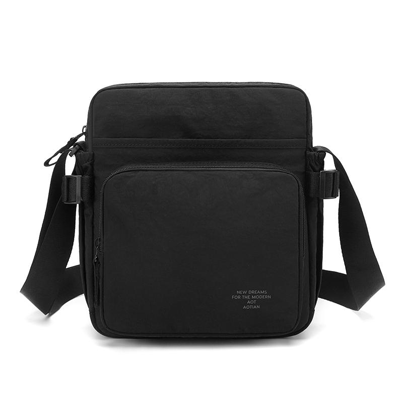 Lehká nylonová crossbody taška pro muže i ženy, neformální taška přes rameno typu messenger se zipovými kapsami