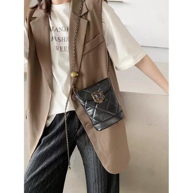 Fashionable Genuine Leather Chain Phone Bag,-style 2025 New Model, Diamond Pattern with Gemstone and Small Gold Ball
