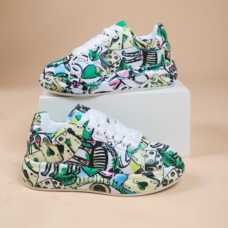 Fashion Women's Casual Sneakers 2025 Fashion New Painted Graffiti Lace Up Sports Shoes for Women Flat Pu Leather Ladies Running Shoes