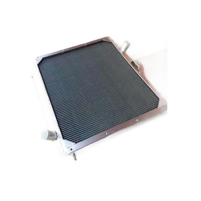 Dongfeng Mengshi EQ2050D Engine Radiator Assembly 1