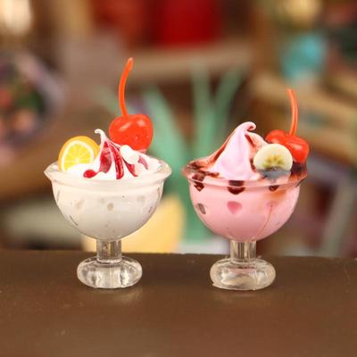 1 Stück Puppenhaus Simulation Kirschcreme Becher Eisbecher Mini Modell Ornament Spielzeug Puppenhaus Miniatur Zubehör Dekoration Spielzeug
