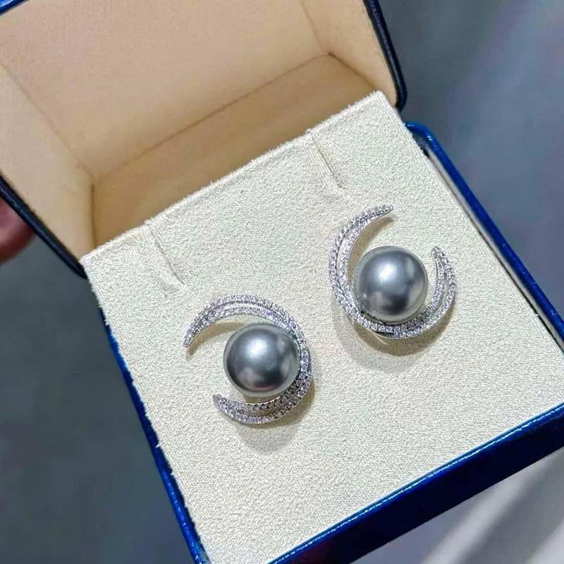 High-end elegant earrings, moon zircon imitation pearl earrings, banquet light luxury atmospheric versatile jewelry