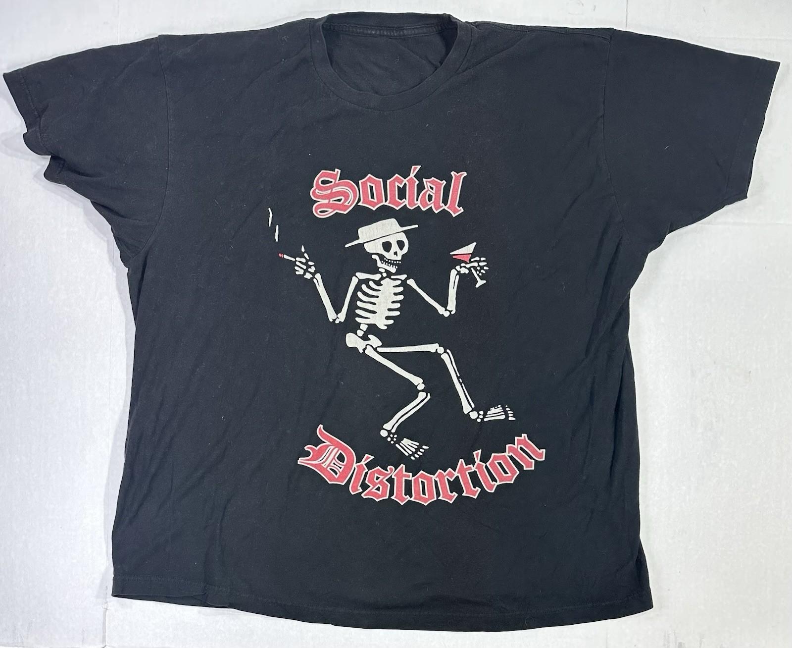 Social Distortion Band Tee Skeleton Smoking Martini Punk Rock Black XL Unisex T-Shirt XXXL