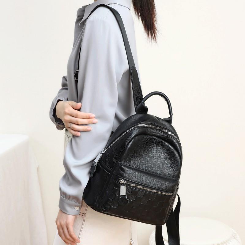 Womens Large Capacity Lightweight Backpack Commute Travel Daily Use Street Style Soft Leather Bag With Zippered Interior