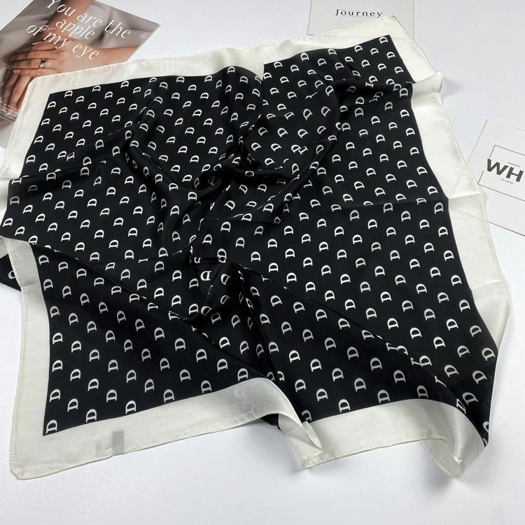 Small Silk Scarf Women'S Season Small Square Scarf Summer Scarf Versatile Fashion Decoration Professional Small Scarf Tide