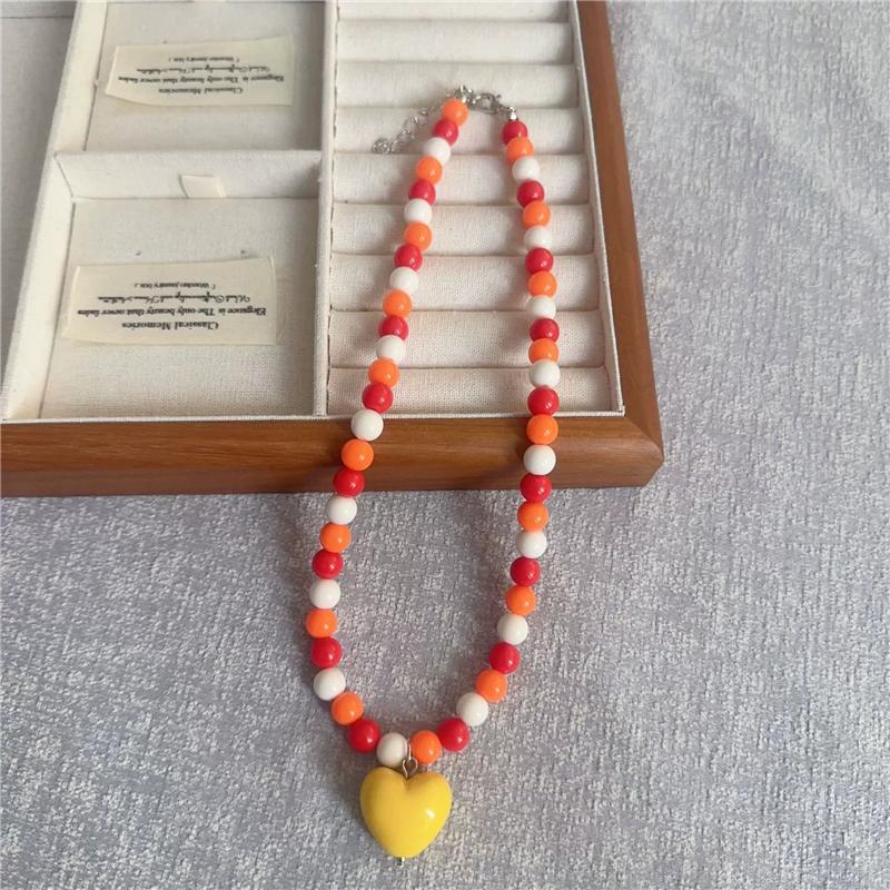Fashion Cute Candy Color Heart Pendant Resin Beaded Choker Necklace For Women Girls Trendy Goth Vintage Aesthetic Accessories