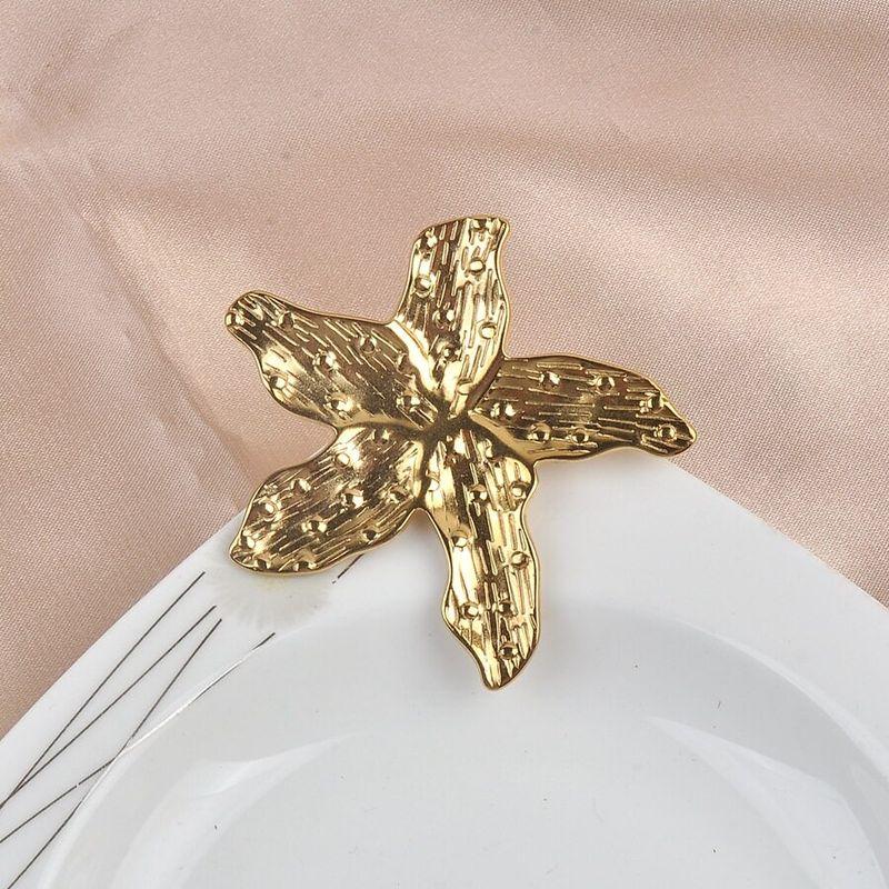 European and American Fashion Wavy Pattern Irregular Brooch High-End Simple Versatile Coat Niche Metal Pin Clothing Accessories