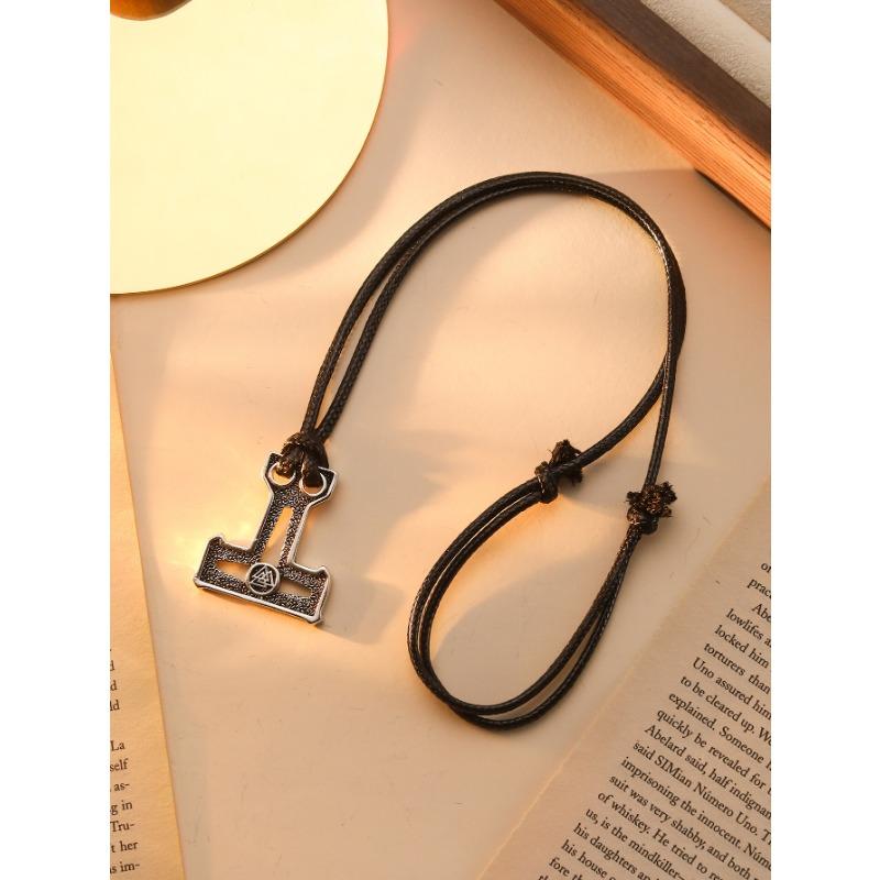 Colar com Pingente de Machado de Batalha Runa Viking Martelo de ThorRetrô Colar Longo Corrente de Suéter