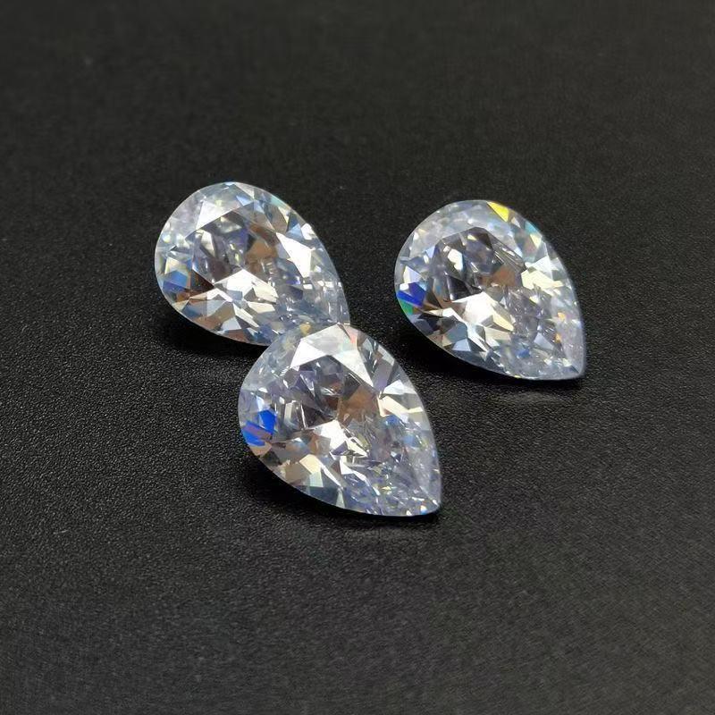 

Heart of Africa Crystal Figurine: Delta Model Game Peripheral