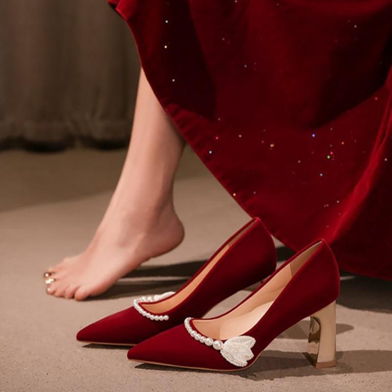 

Niche Retro Wedding Shoes Women s Suede Beautiful New Pointed Suede Thick Heel Non-tiring High Heels 34