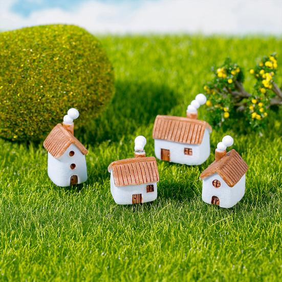 Miniature Resin Houses for Fairy Garden 2Pcs Mini Chimneyed Cottage Figurines, Rural House Building Ornaments DIY Micro Landscape Accessories