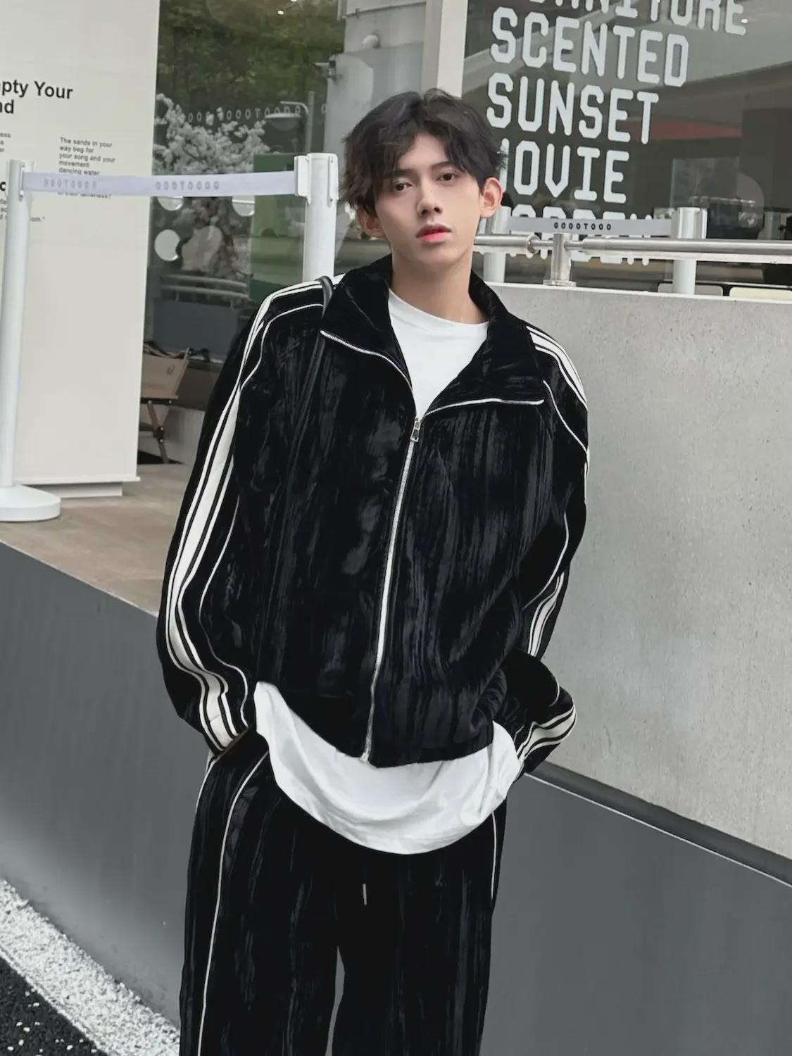 

23 Осенний стильный высококачественный кардиган и полосатый свитшот, повседневный костюм из двух частей для пар XXL чёрный