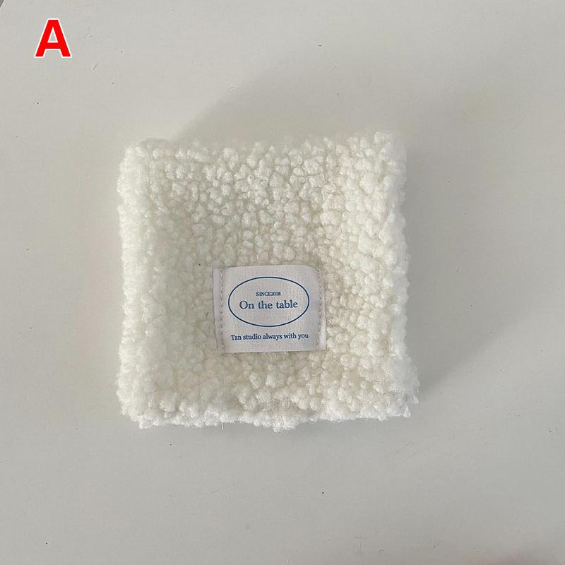 Untersetzer Einfacher Weißer Plüsch-Untersetzer Wärmeisolierpad Schreibtisch-Dekorationsmatte Schmuckschale für Getränke Schreibtisch Heimzubehör Geschenk