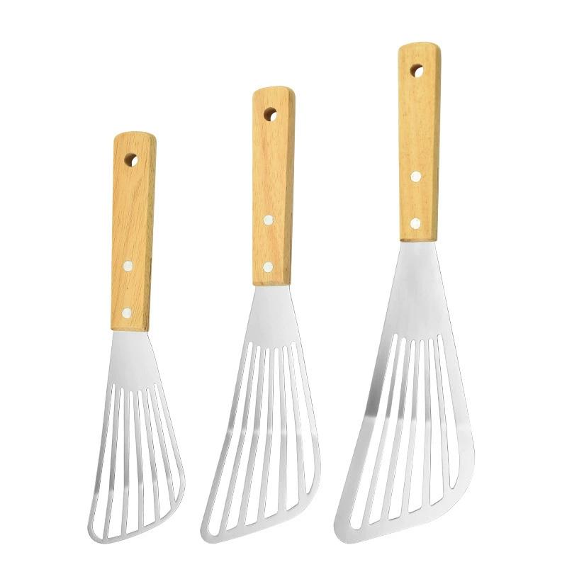 1PC Wooden Handle Non-slip Stainless Steel Kitchen Frying Spatula Cookware Frying Fish Spatula Frying Shovel Leaky Shovel