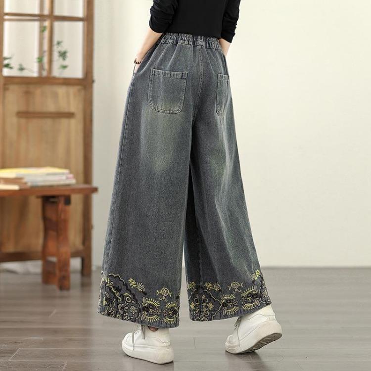 New Plus Size Women Jeans Loose Denim Trousers Casual Big Size Long Pants Autumn Embroidery